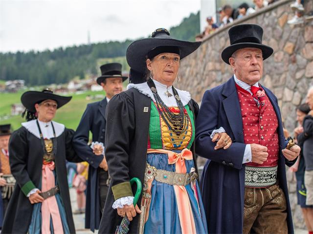 Foto für Traditioneller Trachtenumzug der Vereine von Wolkenstein